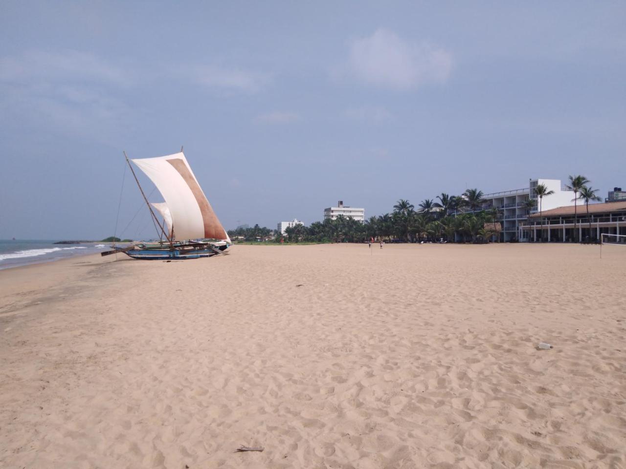 Lija Residence Negombo Exteriör bild